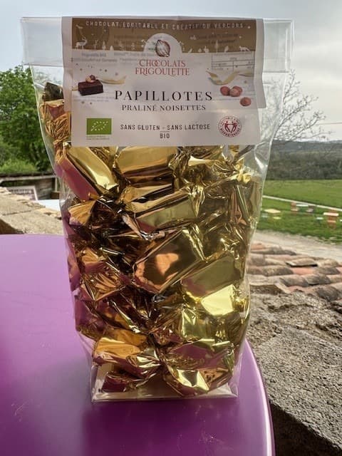 A bag of hazelnut praline papillotes, gluten-free and lactose-free