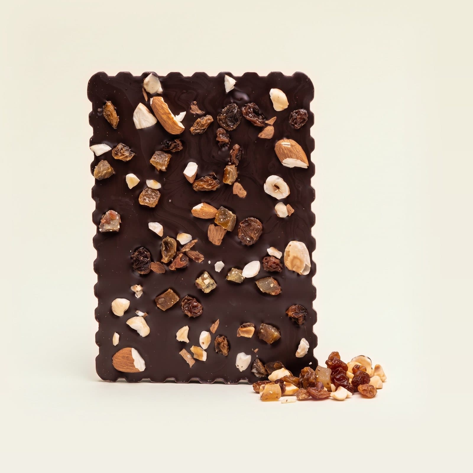 Tablette de chocolat noir Fruits secs, chocolats Frigoulette