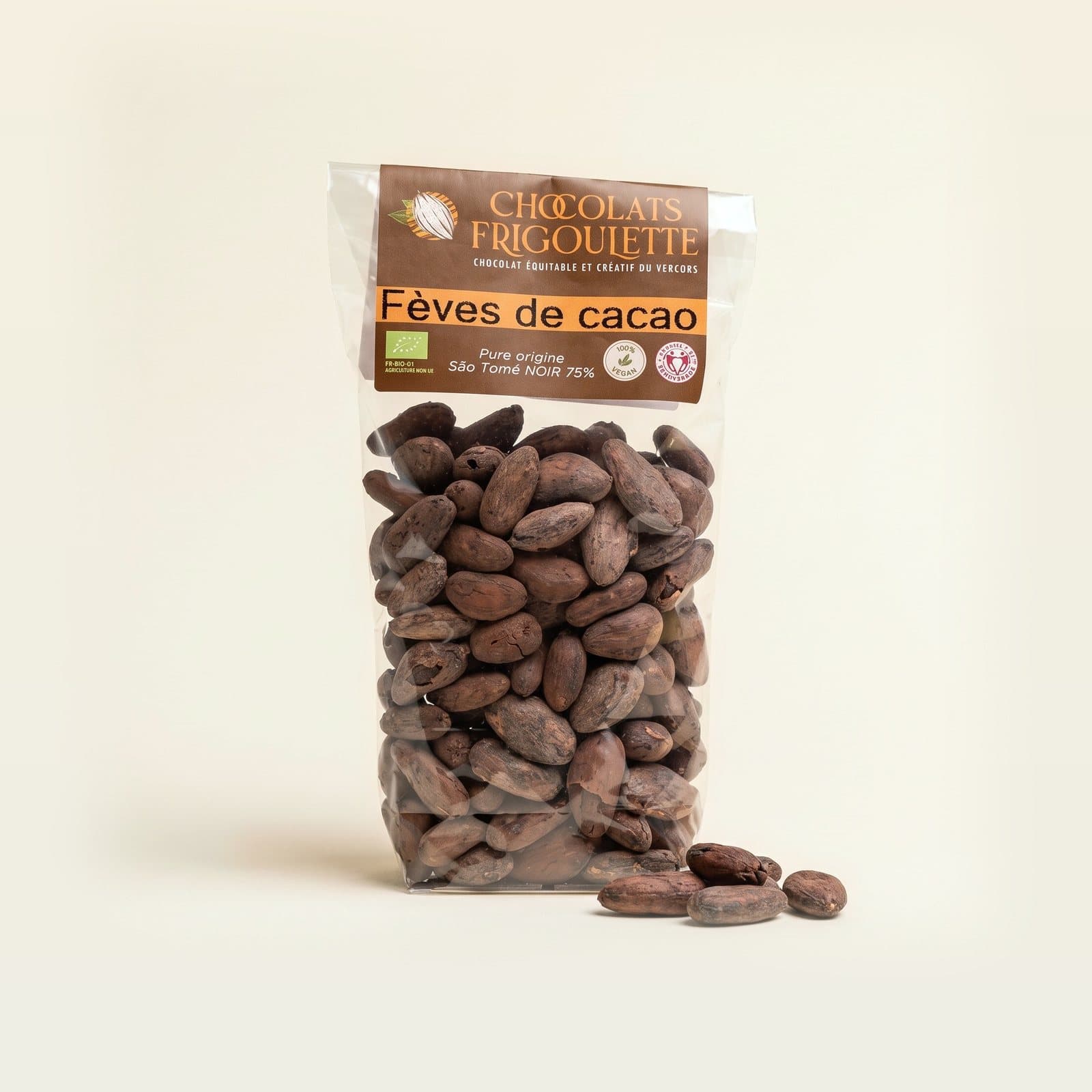Fèves de cacao torréfiées, chocolats Frigoulette