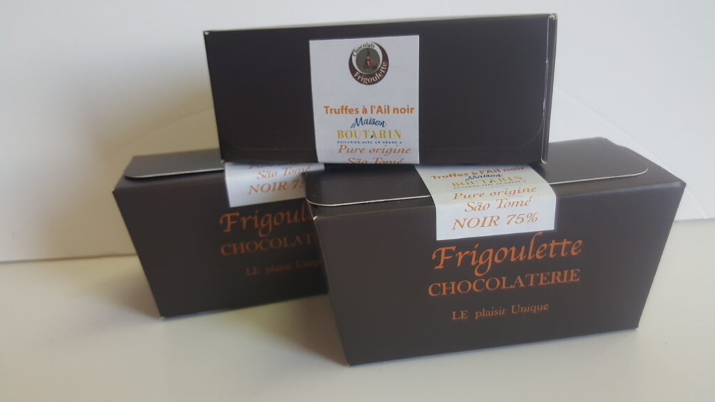 chocolatier Drôme, Chocolats Frigoulette, chocolaterie bio et equitable, achat en ligne Drôme, truffes à l'ail noir