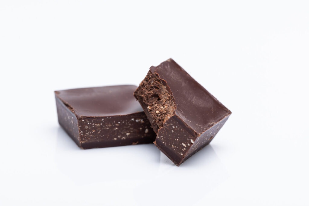 chocolatier Drôme, Chocolats Frigoulette, chocolaterie bio et equitable, achat en ligne Drôme, chocolats fourré praline