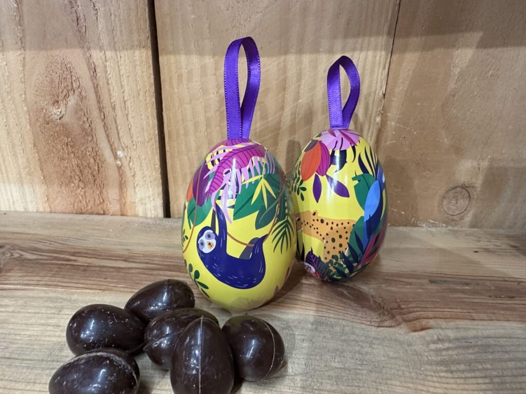 "oeufs pralinés noisettes, chocolats frigoulette"